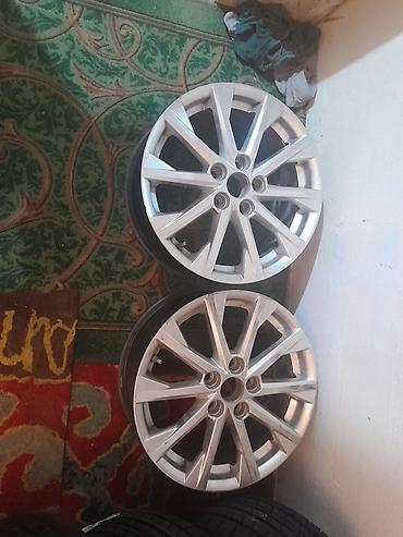 Литые Диски R 17.5 Toyota, Пара, отверстий - 5, Б/у