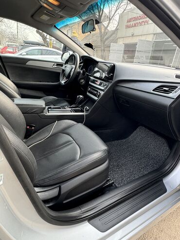 Hyundai: Hyundai Sonata: 2019 г., 2 л, Автомат, Газ, Седан — 9
