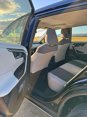 Toyota: Toyota RAV4: 2021 г., 2.5 л, Автомат, Бензин, Кроссовер — 13