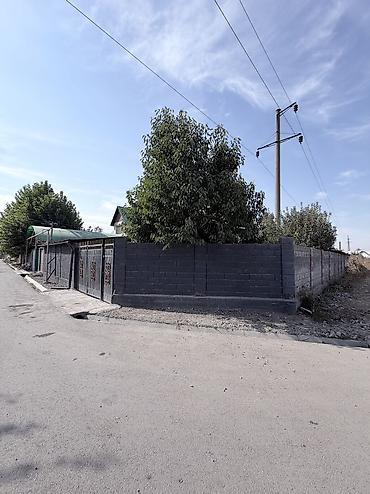 Үйлөрдү сатуу: 6 бөлмө жана андан көп, 100 м², 4 соток, Бишкек, Менчик ээси — 3