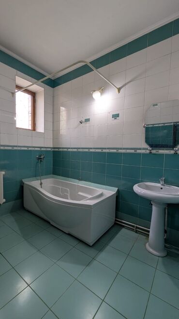 Продажа комнат: 400 м², С мебелью — 10