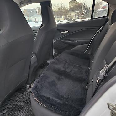 Chevrolet: Chevrolet Cavalier: 2020 г., 1 л, Автомат, Бензин, Седан — 11