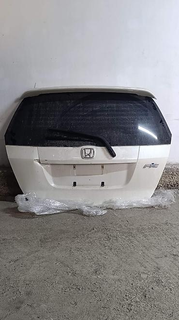 Крышки багажника и комплектующие: Крышка багажника Honda, Оригинал — 9