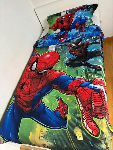 debelo cebe: Posteljina za dečiji krevet sa Spider-Man motivima, namenjena — 1