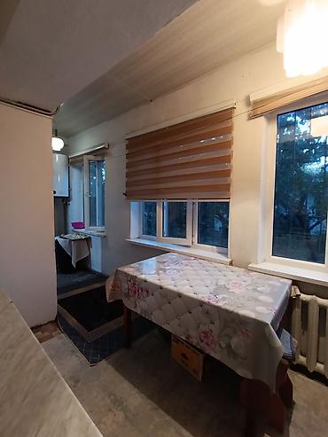 1: 3 комнаты, 70 м², 1 этаж — 9