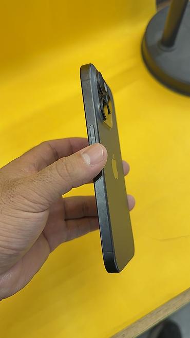 Apple iPhone: IPhone 15 Pro, Б/у, 92 % — 9