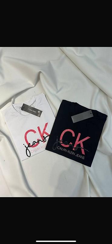 Majice kratkih rukava: 04. ženske majice S,M,L,XL,XXL veličine 1 komad 2700din . 2 komada — 6