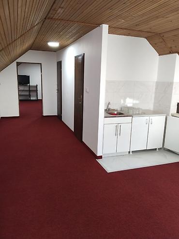 Tražim kuću za iznajmljivanje: Izdajem stan za dve studenkinje! Podbara, centar grada Novog Sada. Za — 3