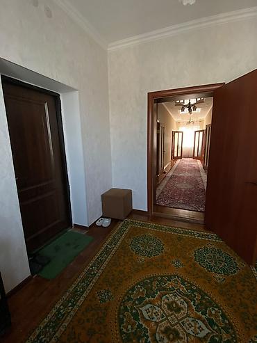 россрочка: 4 комнаты, 116 м², 5 соток, Бишкек, Алтын-ордо ж/м Собственник — 10