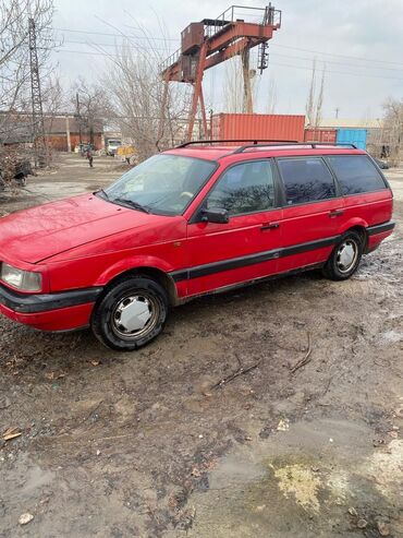 шыны на ниву: Volkswagen Passat: 1992 г., 2 л, Механика, Бензин, Универсал