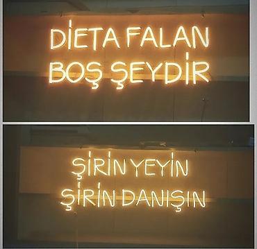 Reklam lövhələri: Neon işıq lövhəsi – divara quraşdırılan dekorativ yazı istəyə uyğun — 1