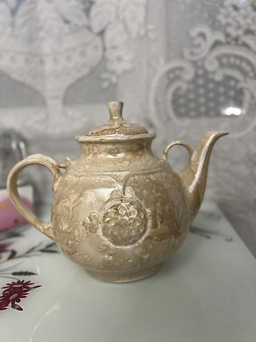 Çaydanlar: İki ədəd klassik çaydan dəsti - Material: keramika/porcelan - Həcmi — 2