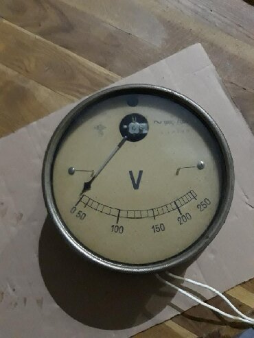 santral elektrik elaqe: Вольтметр. Оригинал