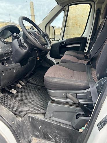 batinka hərbi: Fiat Ducato: 2.3 l | 2012 il 180000 km Van body type — 4
