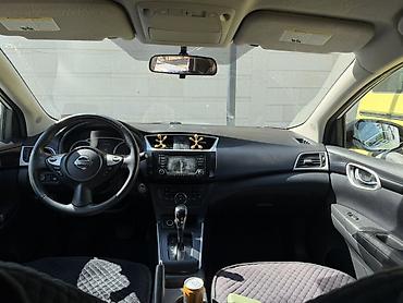corolla 2018: Nissan Sentra: 2018 г., 1.8 л, Вариатор, Бензин, Седан — 6