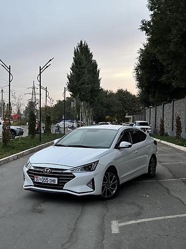 Hyundai Avante: 2019 г., 1.6 л, Вариатор, Бензин, Седан