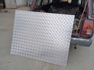 Metal listlər: Alminium ve Nerjaveyka Listlerin Topdan ve Perakenden Satisi, Her — 22