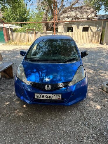 авто в рассрочку в бишкеке без процентов: Honda Fit: 2010 г., 1.3 л, Вариатор, Бензин, Хетчбек
