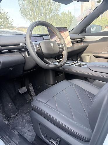 Changan: Changan : 2026 г., 1.5 л, Автомат, Бензин — 6