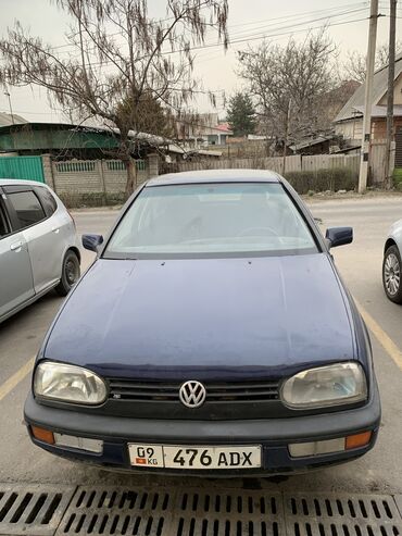 Volkswagen: Volkswagen Vento: 1994 г., 1.8 л, Механика, Бензин, Хэтчбэк