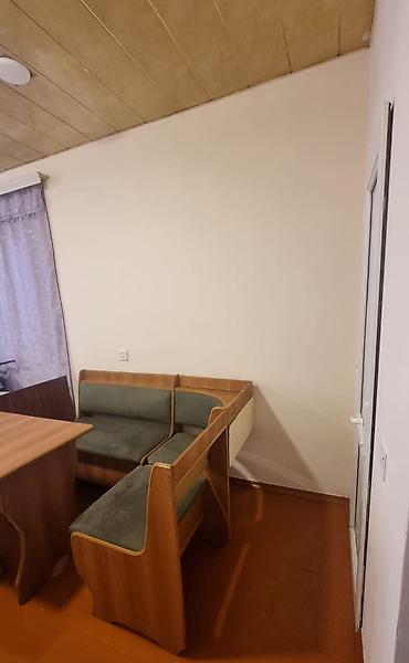 Дома: Xetai Rayonu Babek prospektinde,yola yaxin, 1 otaqli ev satilir,qiymet — 5