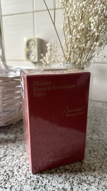парфюм женский: Продаю новый парфюм Baccarat Rouge 540 70мл, запакованный, 💯 оригинал