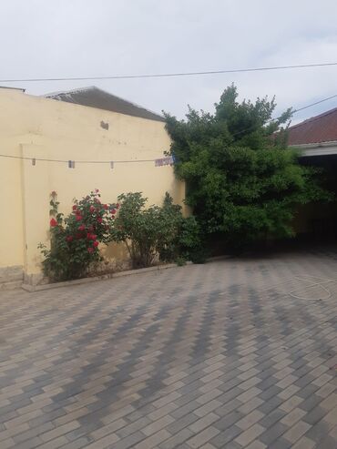 Həyət evləri və villaların satışı: Binəqədi qəs. 3 otaqlı, 120 kv. m, Kredit yoxdur, Orta təmir — 3