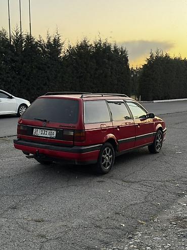Унаа сатуу: Volkswagen Passat Variant: 1992 г., 1.9 л, Кол менен иштөөчү, Дизель, Универсал — 4