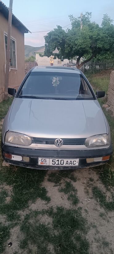 куплю прицеп для легкового автомобиля бу: Volkswagen Golf: 1995 г., 1.6 л, Механика, Бензин, Хэтчбэк