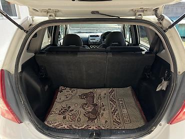 lexus 350h: Honda Fit: 2003 г., 1.3 л, Автомат, Бензин, Хэтчбэк — 10