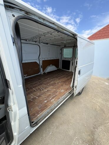 Yük maşınları: Ford Transit yük mikroavtobusu
2.5 mator. Dizel. Arxa ceken — 5