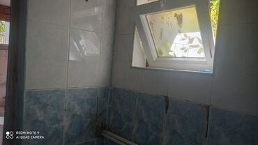 Otaqların uzunmüddətli kirayəsi: Tələbə qızlara kirayə şəraitli əşyalı hər şəraitli həyət evi .Geniş — 12