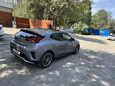 veloster: Hyundai Veloster: 2018 г., Автомат, Бензин, Хэтчбэк — 4