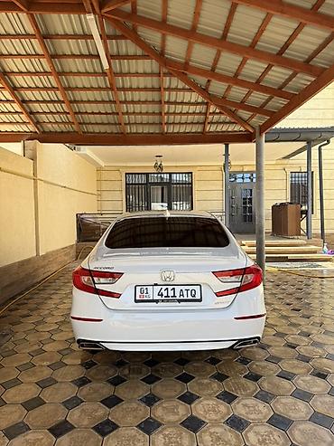 Продажа авто: Honda Accord: 2018 г., 1.5 л, Автомат, Бензин, Седан — 5