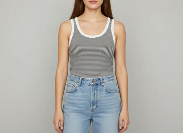 T-shirty: T-shirt damski, rozmiar S