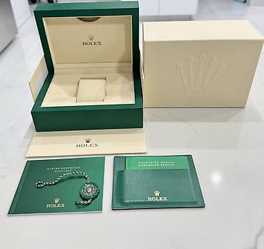 часы casio edifice: Фирменная комплектация Rolex для часов Состав: - Презентационная — 1