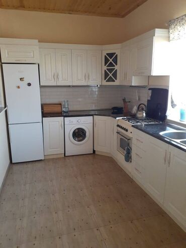 Günlük kirayə evlər: 400 kv. m, 6 otaqlı — 7