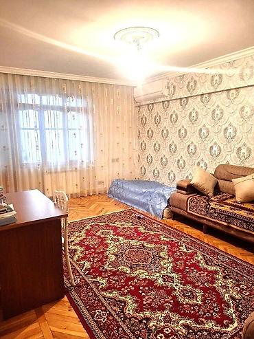 ehmedli kiraye ev: Bakı, Əhmədli, 3 otaqlı, Köhnə tikili, m. Əhmədli, 75 kv. m — 3