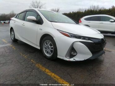 Toyota: Toyota Prius: 2020 г., 1.8 л, Гибрид