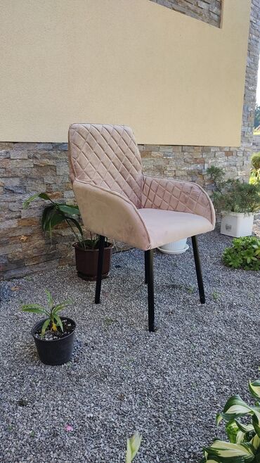 Stolice: Opremite vas dom,poslovni prostor,lokal modernim stolicama,veliki — 26