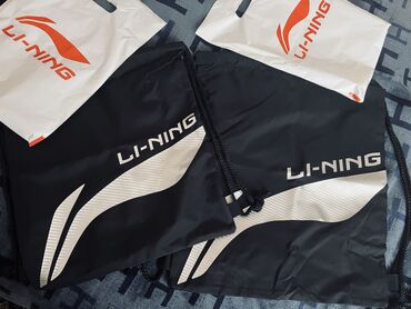 шорты спортивные: Продаю спорт для тренировок сумки Lining оригинал