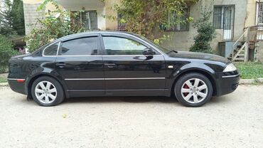 Volkswagen: Volkswagen Passat: 2 l | 2002 il Sedan — 1