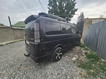 Honda: Просторный минивэн Honda Stepwgn, представленный в темно-фиолетовом — 3