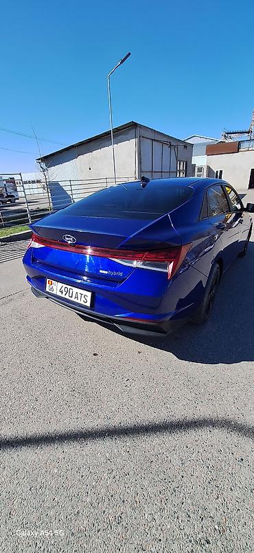 sonata 2025: Hyundai Elantra: 2023 г., Гибрид, Седан — 3