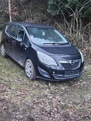 hanson alati iskustva: OPEL MERIVA 1.7 2011. GOD. - KOMPLETAN AUTO U DELOVIMA | Svi delovi — 4
