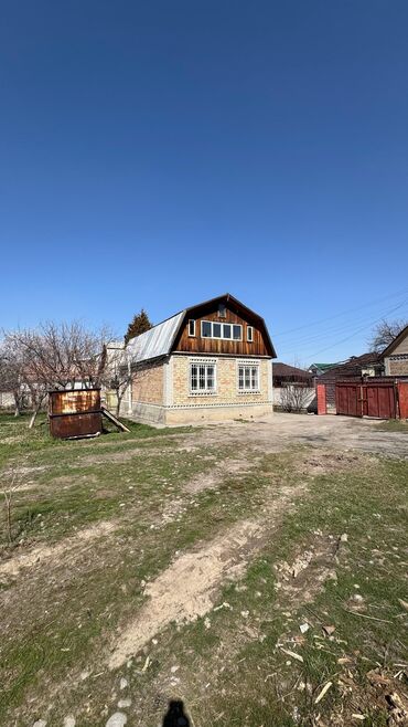 арзан жер бишкек: Дача, 100 м², 3 комнаты, Собственник, Старый ремонт