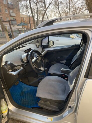 Chevrolet: Chevrolet Spark: 2011 г., 1 л, Автомат, Бензин, Хэтчбэк — 8