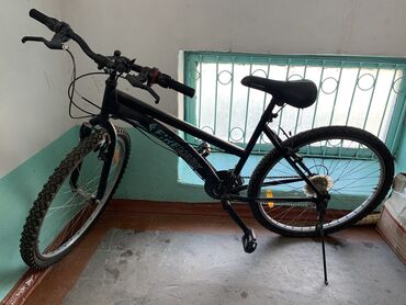 работа переводчик: Велосипед хороший сост почти новый нужно заклеит заднее колесо и все