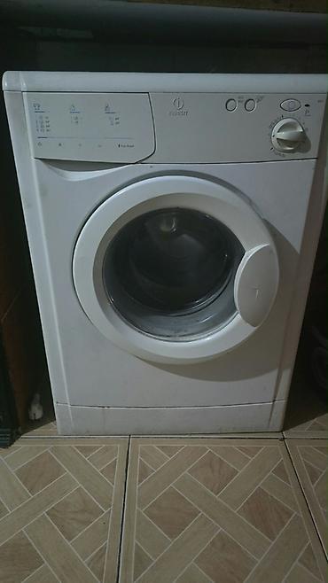 sony mp3 player: Indesit ön-yükləməli köhnə model paltaryuyan maşın. İşləkdir — 1