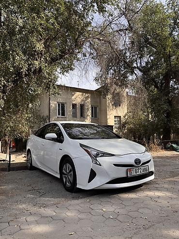 Toyota: Toyota Prius: 2018 г., 1.8 л, Гибрид, Хэтчбэк — 2